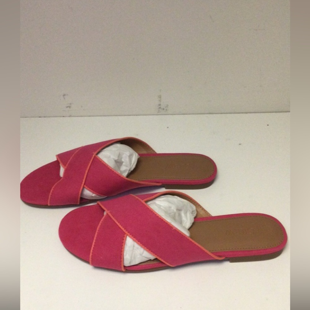 Sandals - Picture 2 of 7